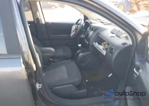 2016 Jeep Compass Sport из США, поврежденный, VIN 1C4NJCBA3GD568496